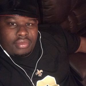 Meet your Posher, Derrick